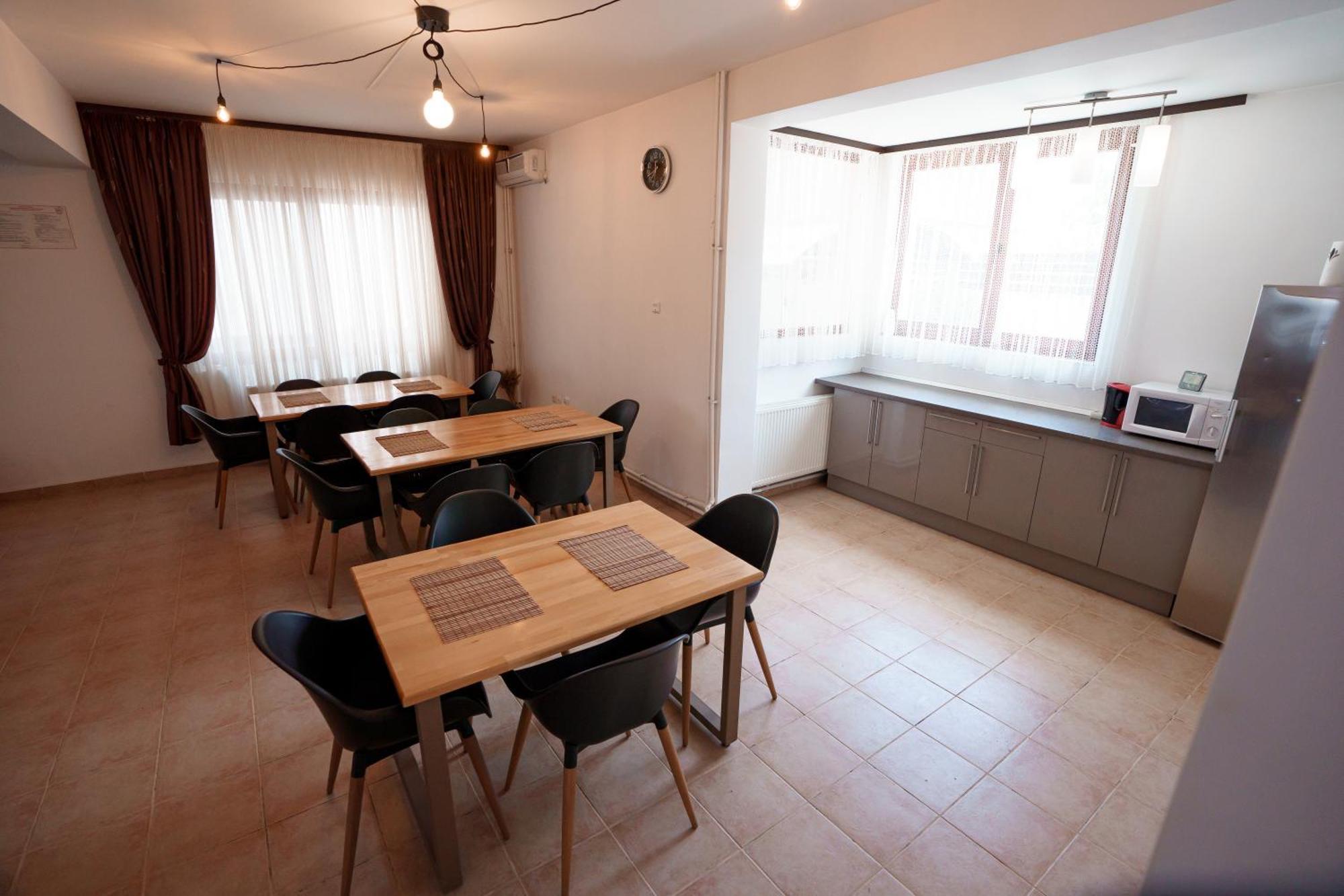 Raluca Hotel Navodari Bagian luar foto