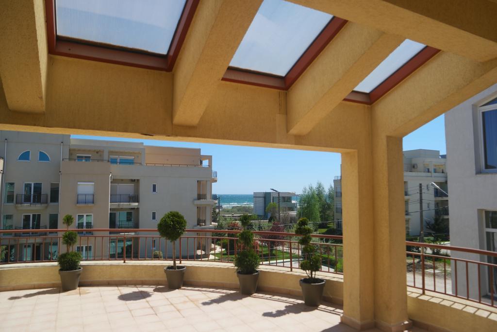 Raluca Hotel Navodari Bagian luar foto
